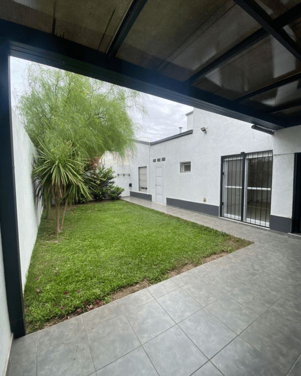 CASA EN VENTA - BARRIO LAS ROSAS - Image 10