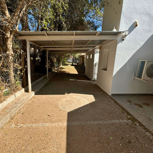 CASA EN VENTA- LOMAS DE LA CAROLINA - Image 10