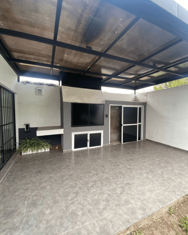 CASA EN VENTA - BARRIO LAS ROSAS - Image 12