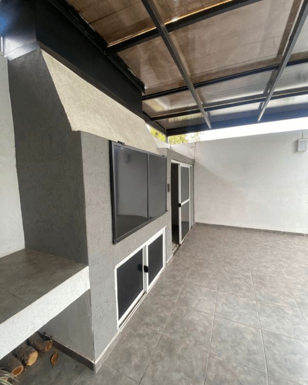 CASA EN VENTA - BARRIO LAS ROSAS - Image 13