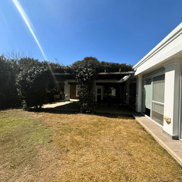 CASA EN VENTA- LOMAS DE LA CAROLINA - Image 18