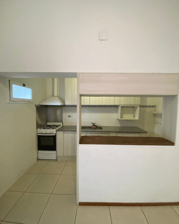 CASA EN VENTA - BARRIO LAS ROSAS - Image 6