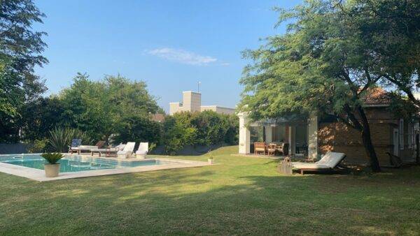 CASA EN VENTA- LOMAS DE LA CAROLINA - Image 4